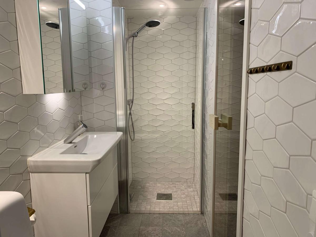 Are Travel - Center Apartment Екстериор снимка
