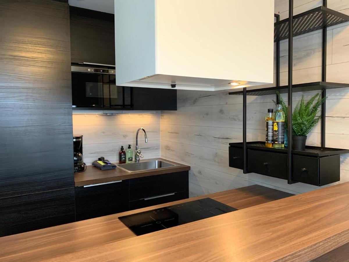 Are Travel - Center Apartment Екстериор снимка
